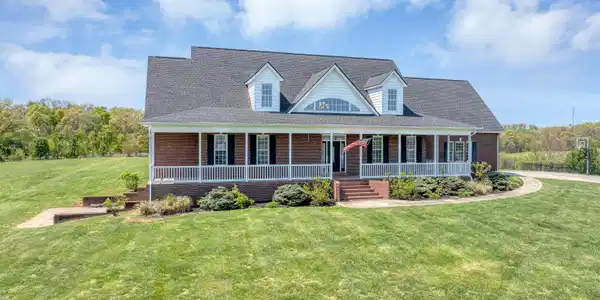 765 Longview Drive