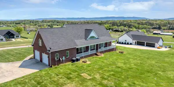 Image 3: DJI_0918