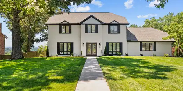 10719 Farragut Hills Blvd