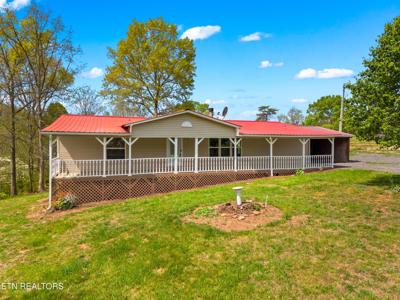 412 Thorn Hill School Rd