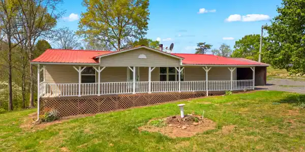 412 Thorn Hill School Rd