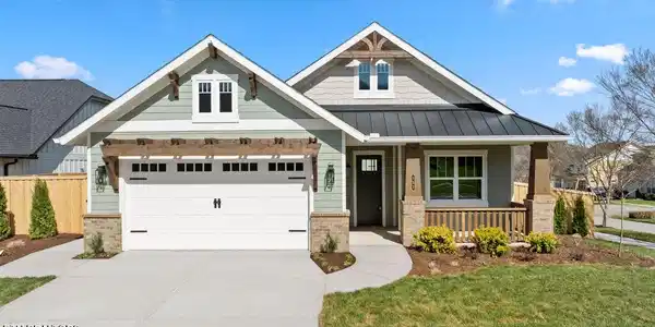 132 Oppenheimer Way