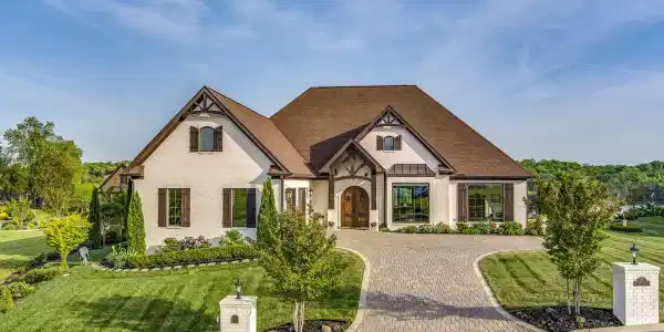 124 Nightingale Drive