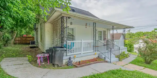 506 E Prospect St