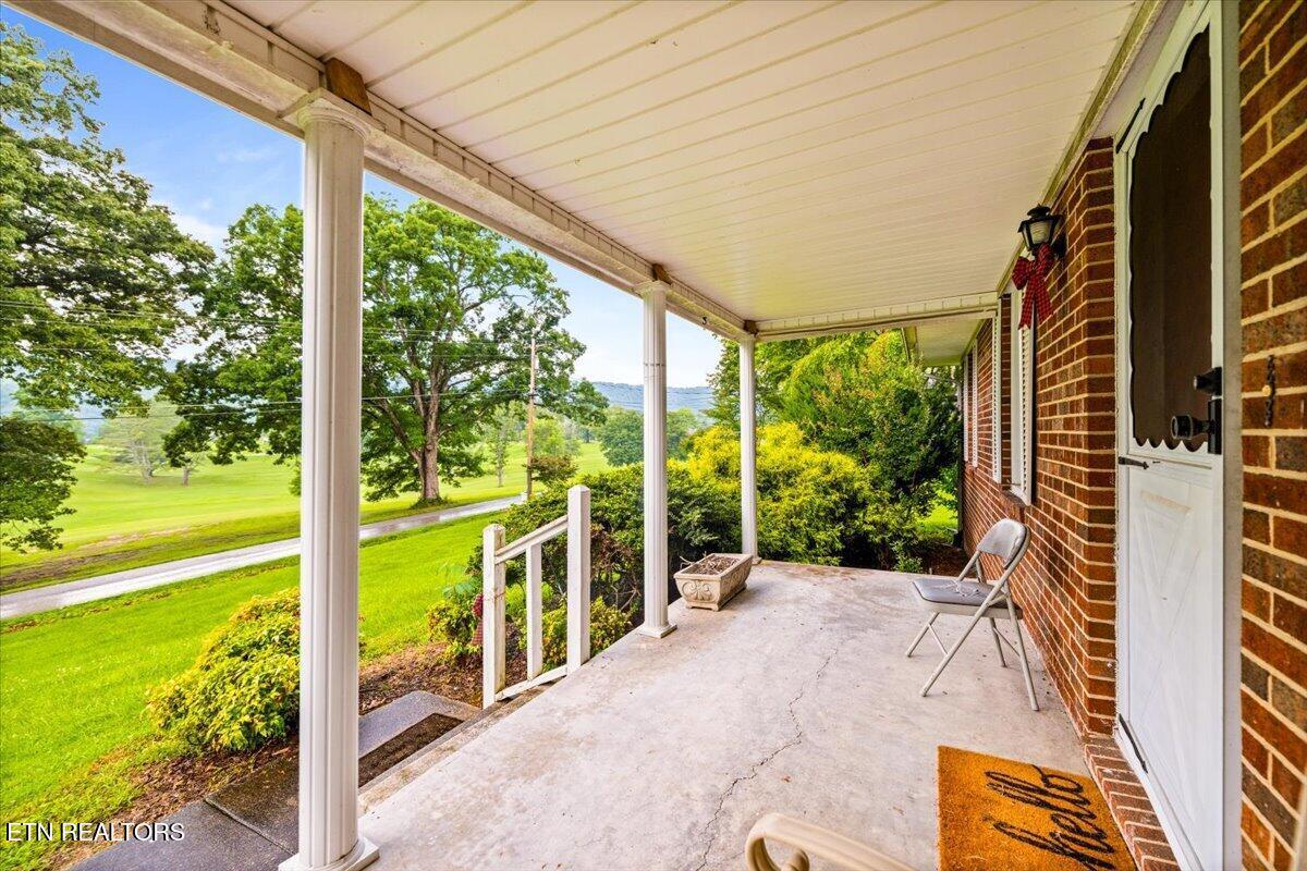 Image 4: 07-227 Fairway Dr