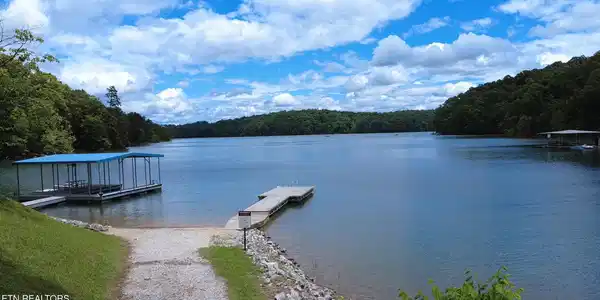 Image 4: Community Launch and Dock