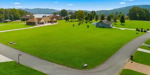Image 3: 01-DJI_20260827110546_0596_D