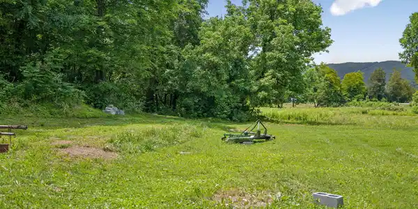 Image 3: 30-344 Knob Rd - 030