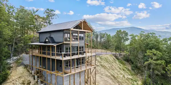 2858 Indigo Lane