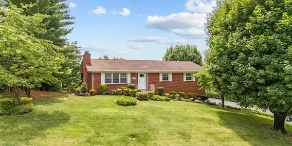 5412 Springplace Circle