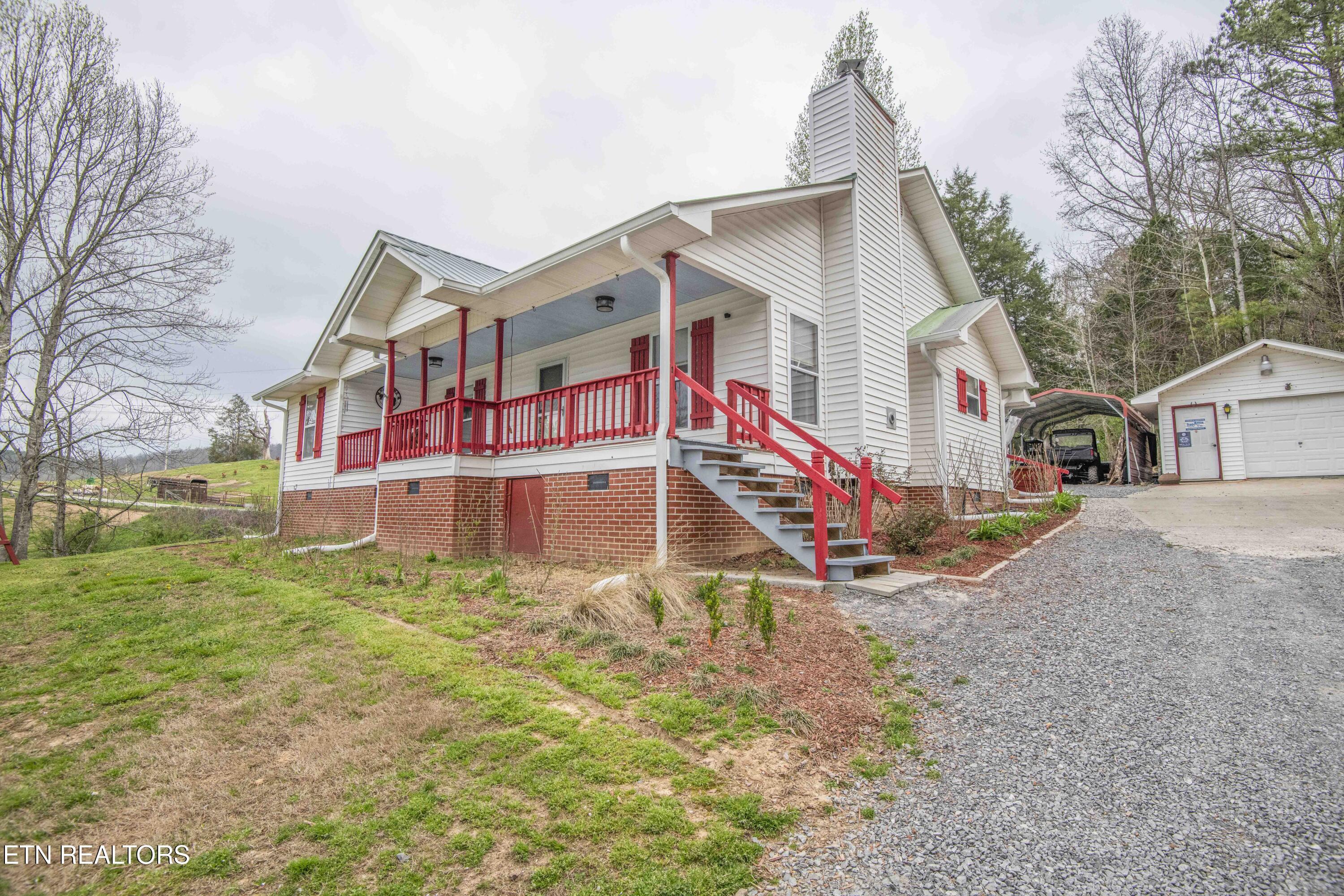 Image 4: exterior_1