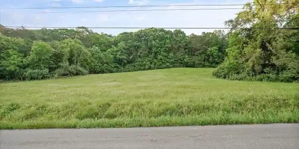 Image 2: 16-3811 Bent Rd08