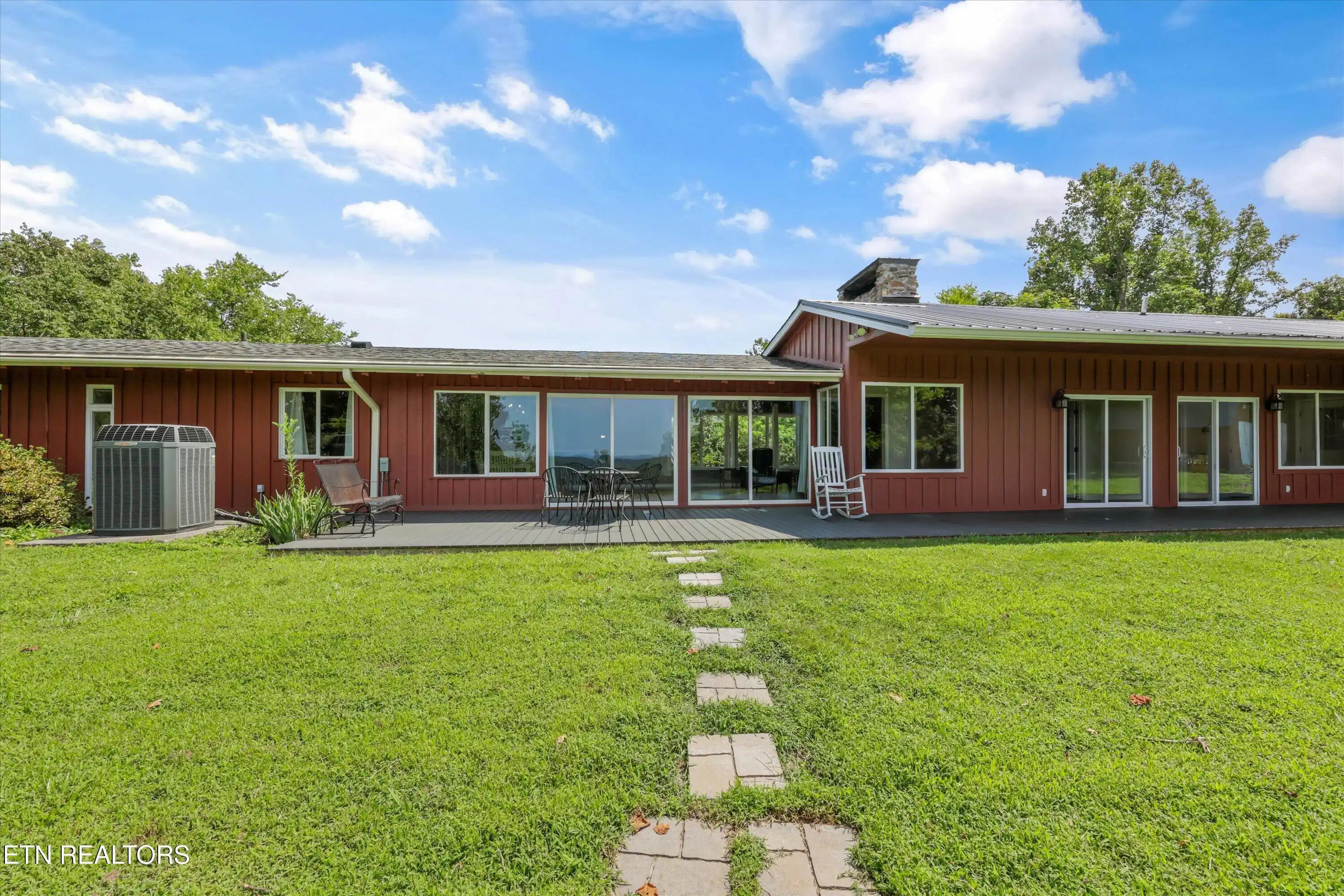 Image 1: 01-2902 Lovingood Way 57