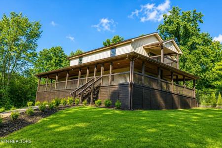 5506 Old Walland Hwy