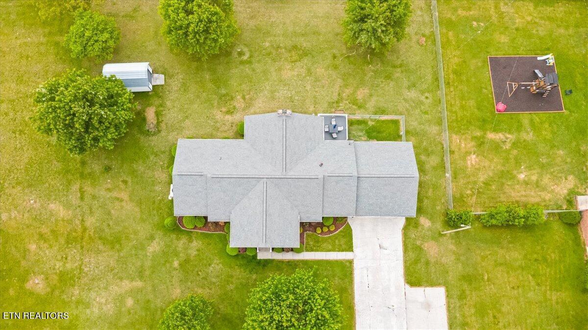 Image 4: Overhead view of home