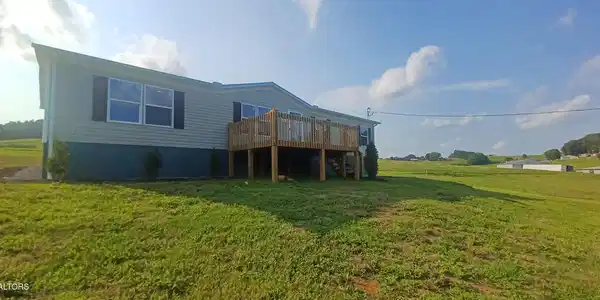 766 Greenlee Rd