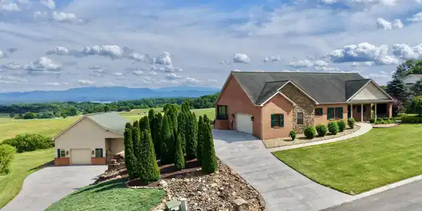 127 Golf View Blvd