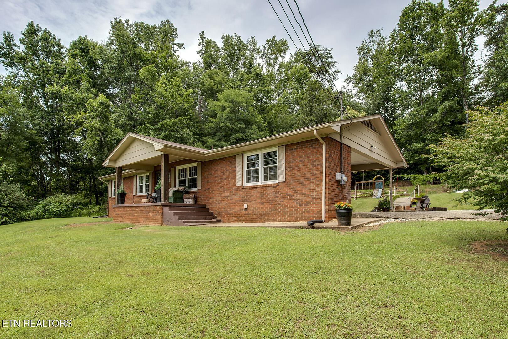 Image 2: 02_CoRd_750_254_FrontRight