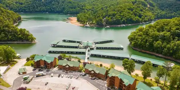 Image 2: Twin Cove Marina