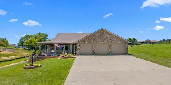 650 Southview Circle