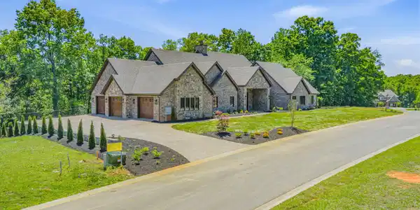3317 Preserve Pointe Way