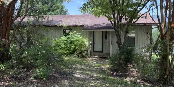 545 High St