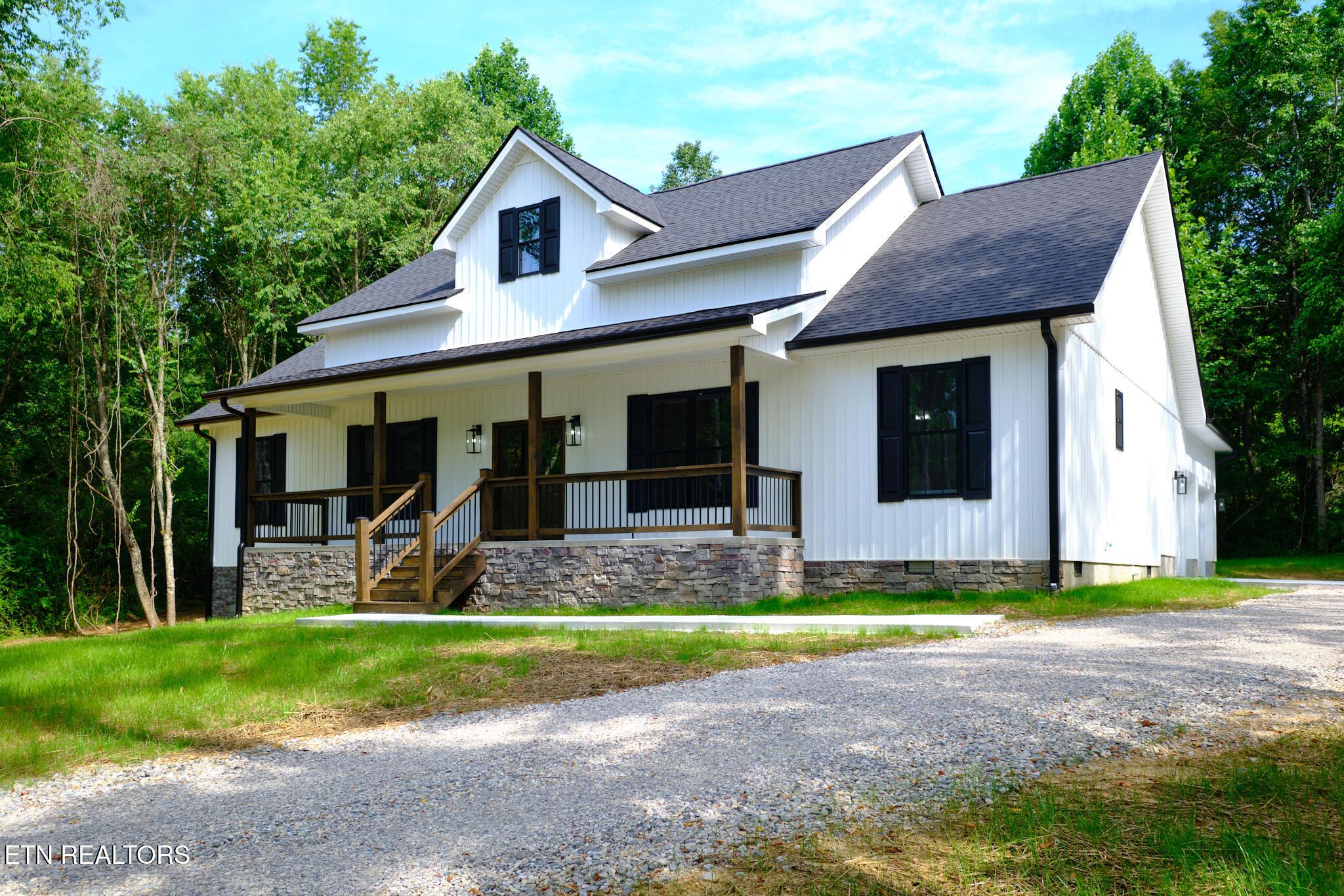 Image 2: 234 Longview Drive Wartburg, TN 4