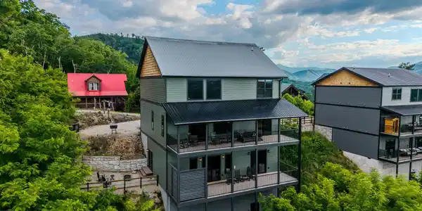 704 Topside Rd