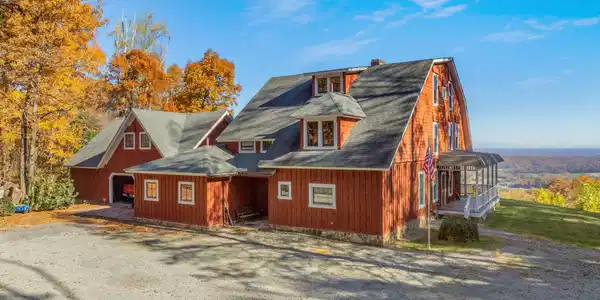 692 Possum Trot Rd