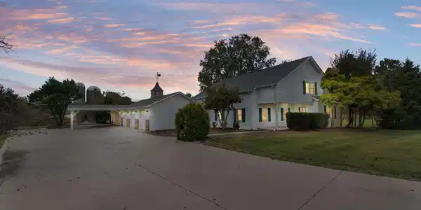 852 County Road 422