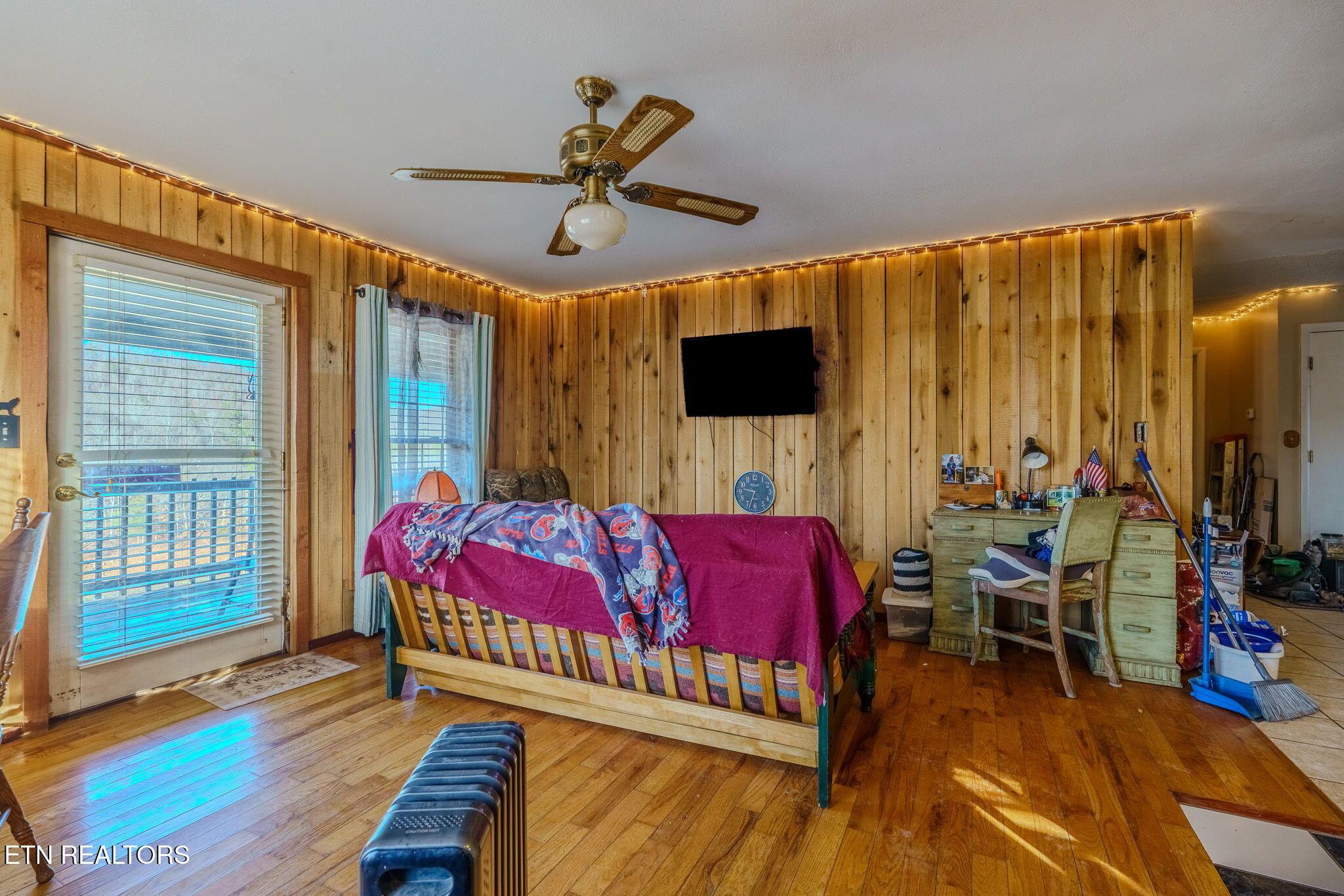 Image 3: 3-web-or-mls-_DSC4035-HDR