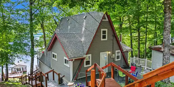 949 Flat Hollow Marina Rd