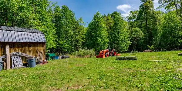 Image 4: 1473 Pine Grove Rd-25