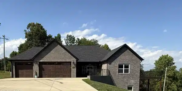 454 Lake Vista Drive