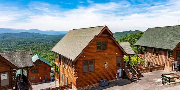 Image 3: DJI_20260605122656_0762_D