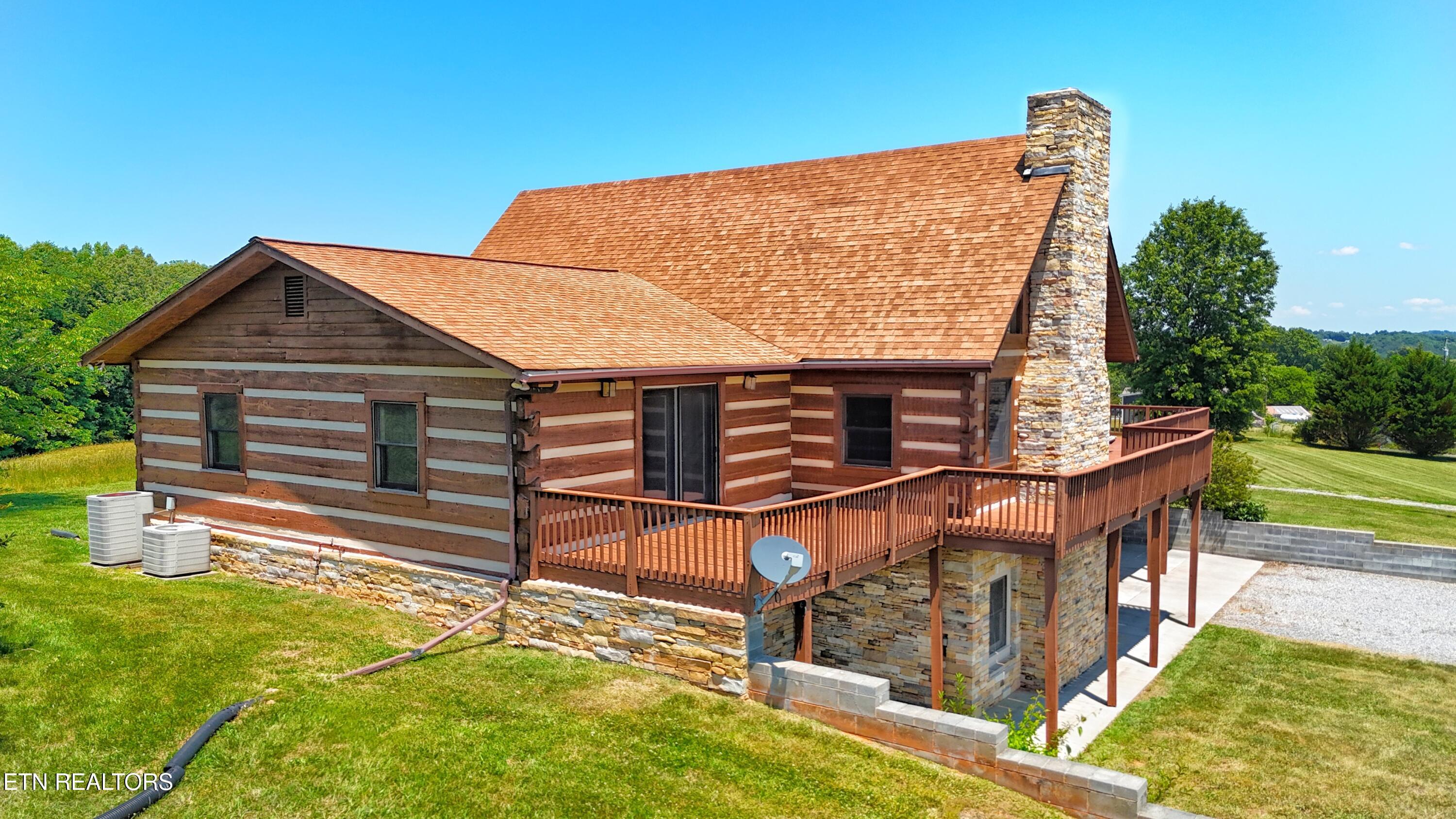 Image 4: RIGHT ELEVATION