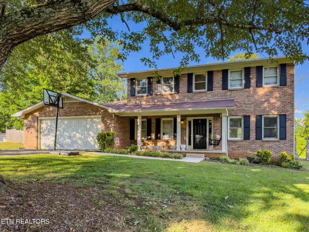 Image 1: Front of House
