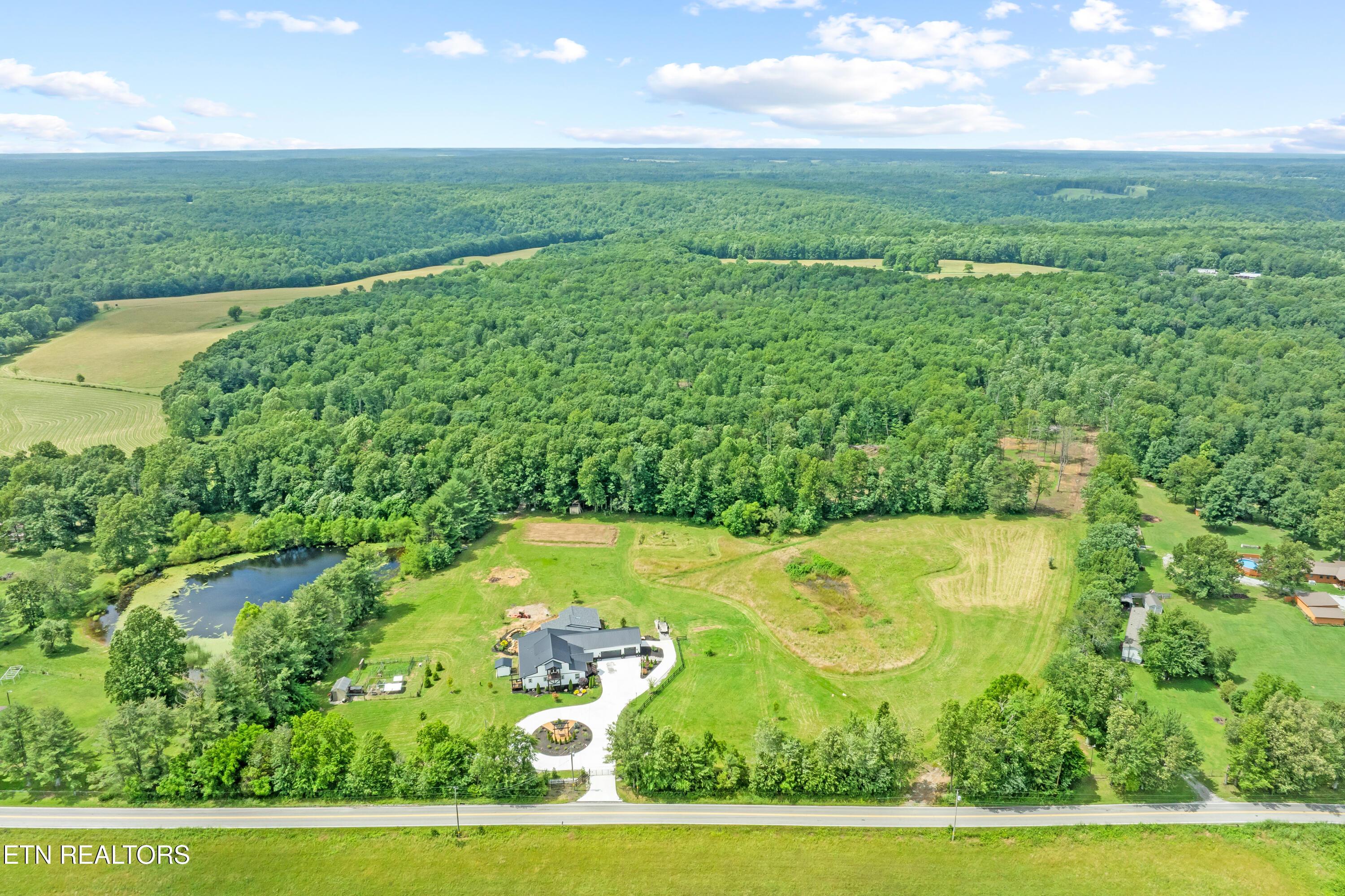 Image 2: 55-3358 Plateau Rd, Crossville _0884