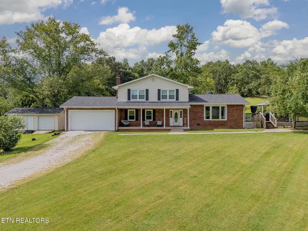 Image 1: DJI_20260721165728_0080_D-HDR-LOT-LINES