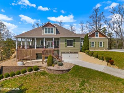 2017 Paradise Hills Rd