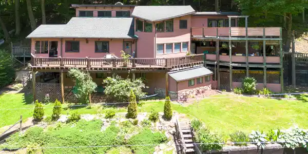 800 Tumbling Creek Rd