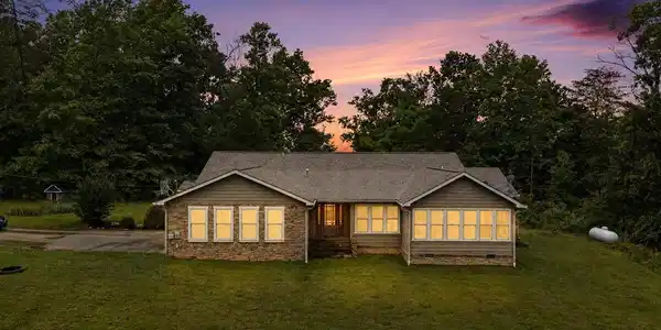 185 Valley View Lane
