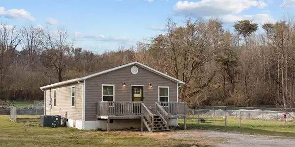 233 Hebbertsburg Rd