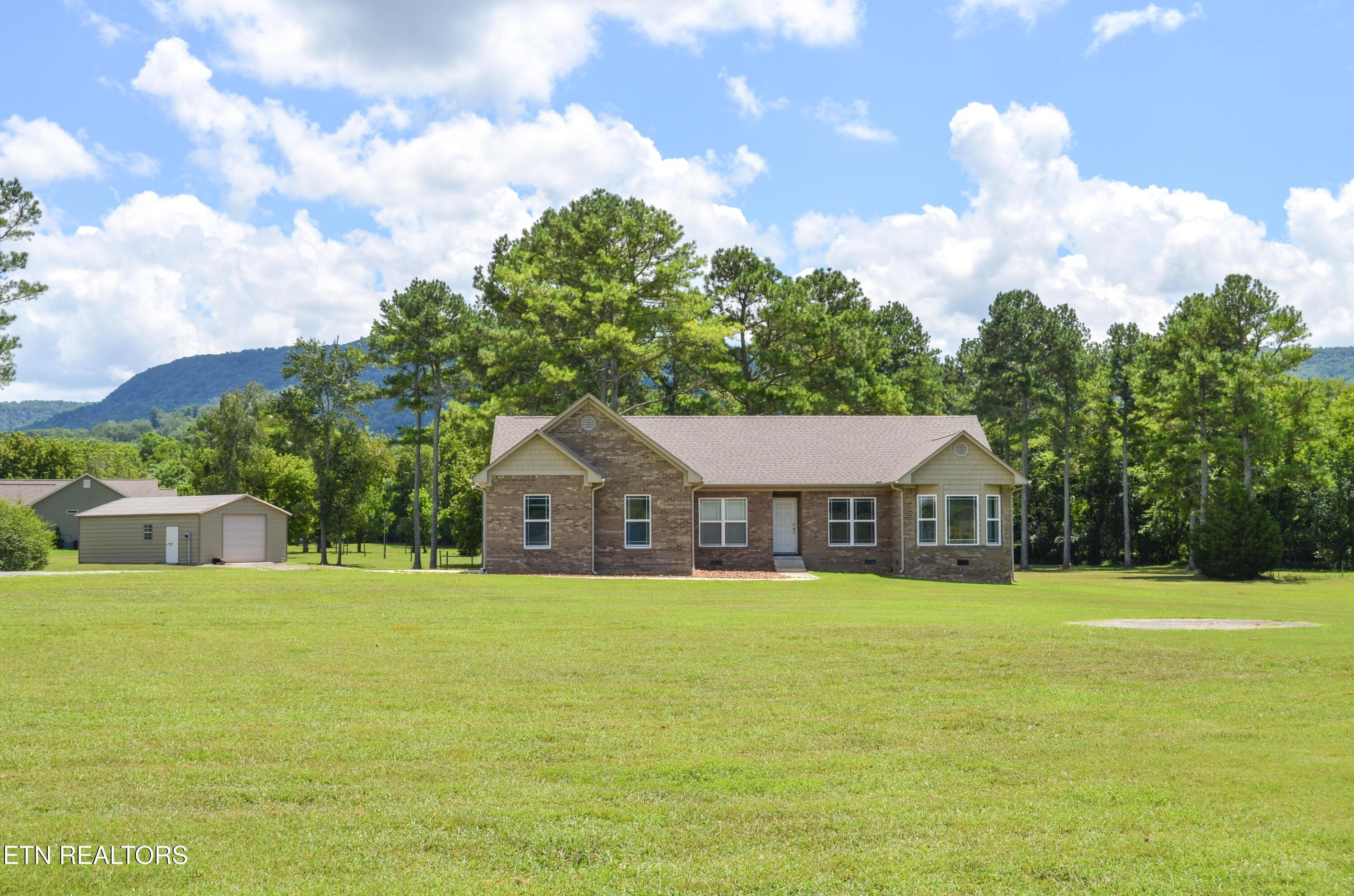 Image 3: Front of House