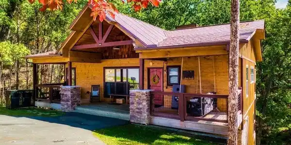 2529 Mountain Holly Way