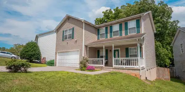 Image 2: 7708 Ambergate-2