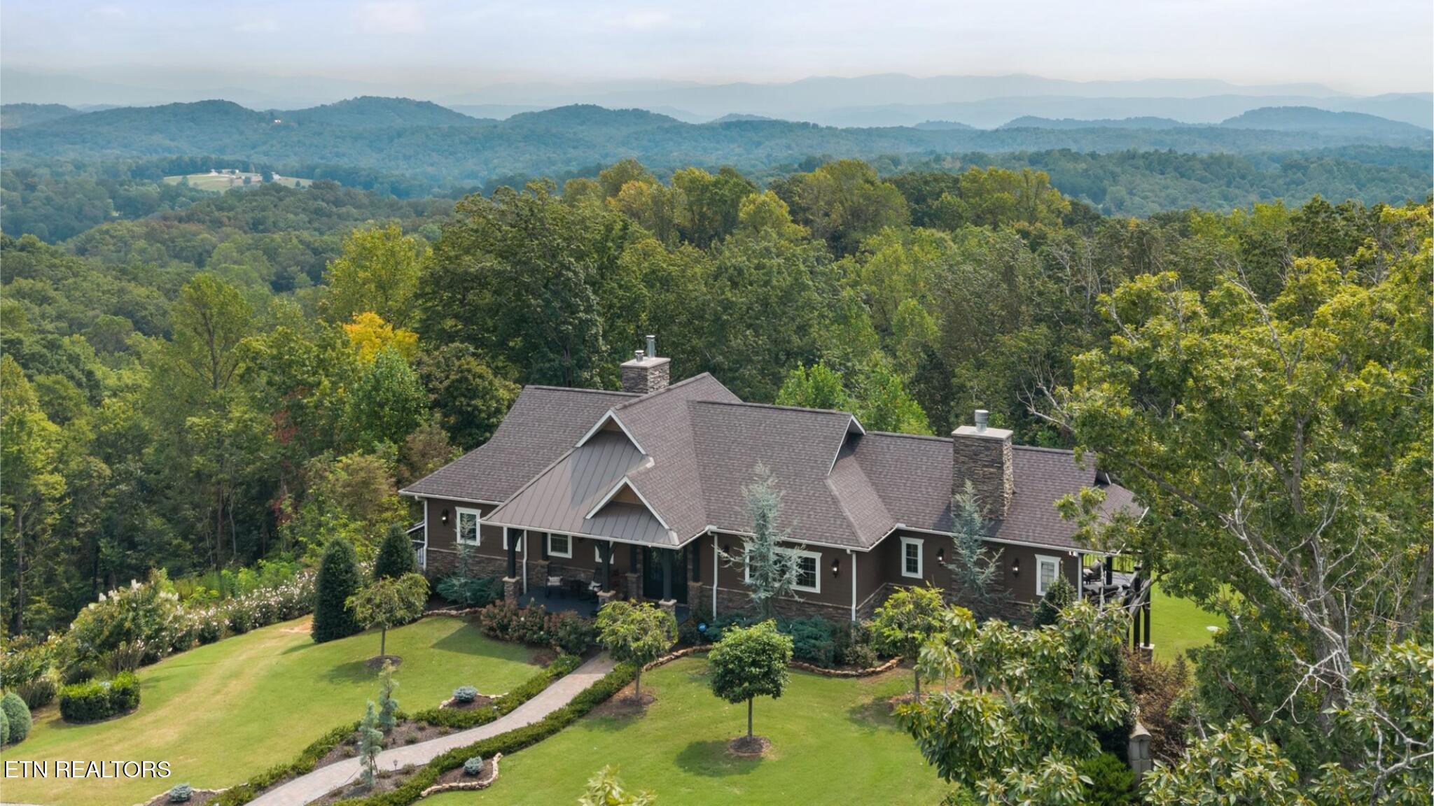 Image 1: Untitled design - 2025-09-29T115114.805