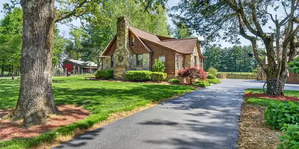 527 Open Range Rd
