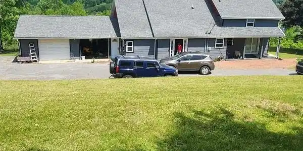 Image 2: 35f1ef37-c581-4bed-b2bd-64730b118f71