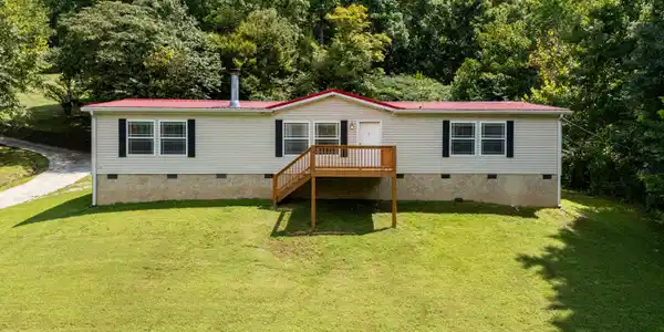338 Old Clear Branch Lane
